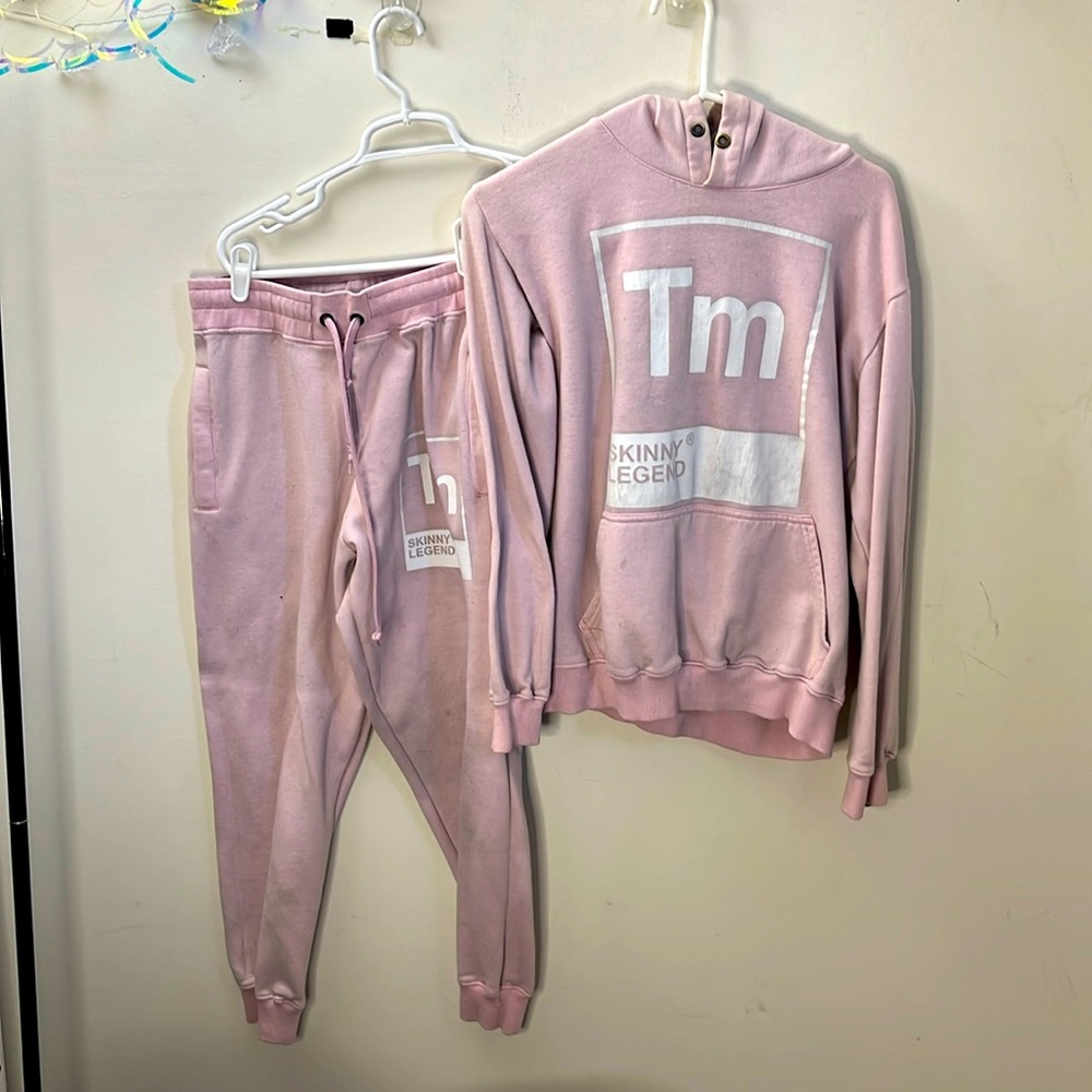 ✨🆕BNWOT Pink Trixie Mattel Drag Queen RARE!Elements Sweatshirt & Jogger Set!🩷🤍🩷